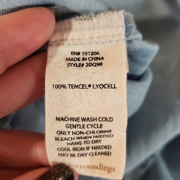 Soft Surroundings Adelaide Chambray Tunic Top Size 1X Light Blue Tencel Lyocell - Picture 9 of 11